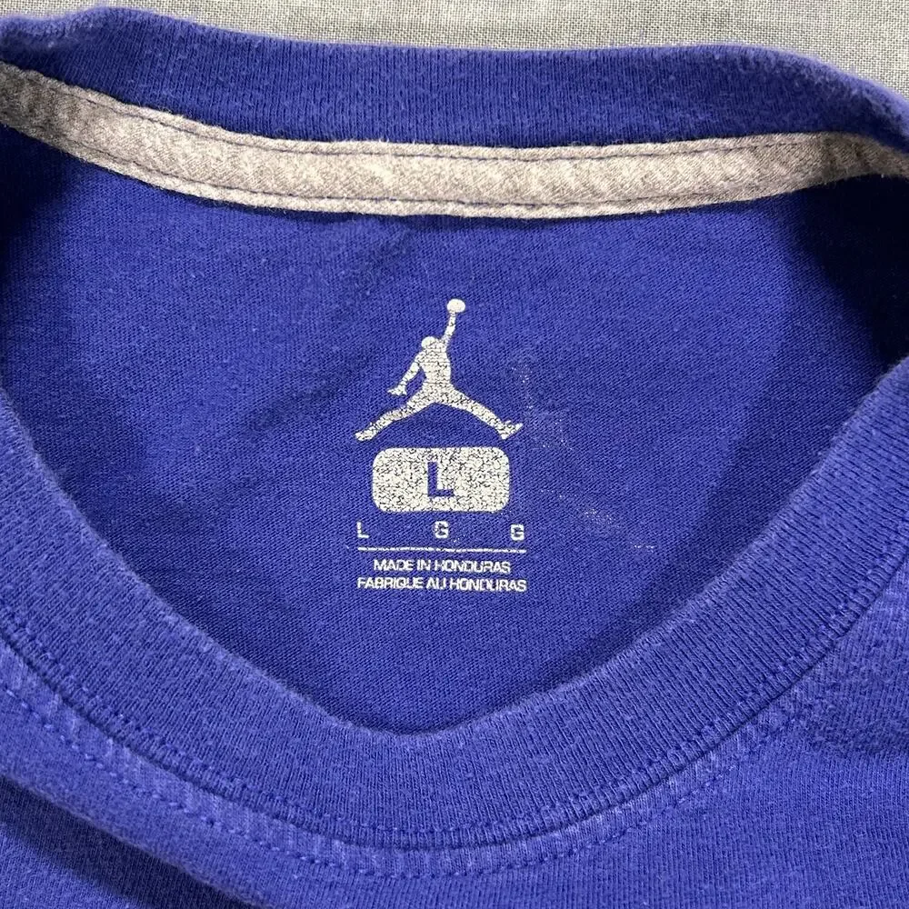Air Jordan purple graphic tshirt Basketball mens Large